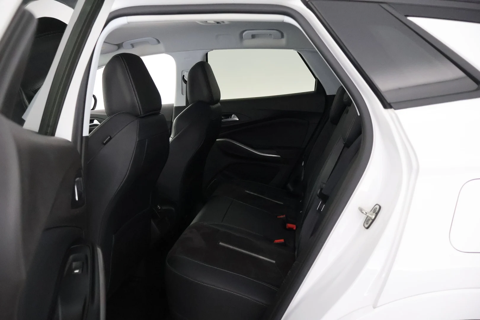Car Image - 3aAV3CzFKXn978546ojnGV