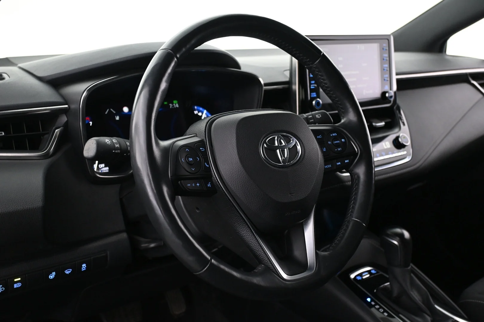 Car Image - 4p9RcB2dqiFupFyNvNWow8