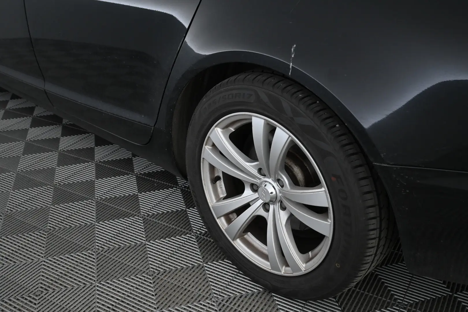 Car Image - 5g0JBX33N3sX9CK1t5J7DQ