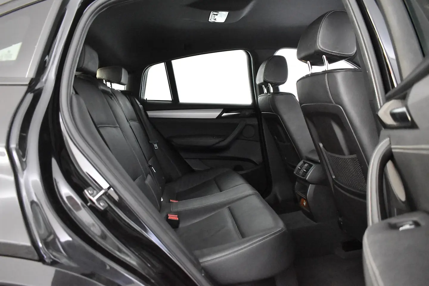 Car Image - 5skAI7bKGOA3Vc48ReQlmn