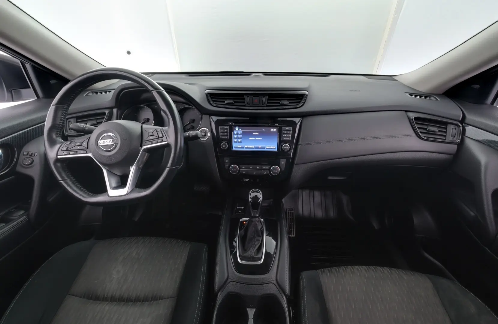Car Image - 6HQPVq4ZfPA44SUR1ucDZe