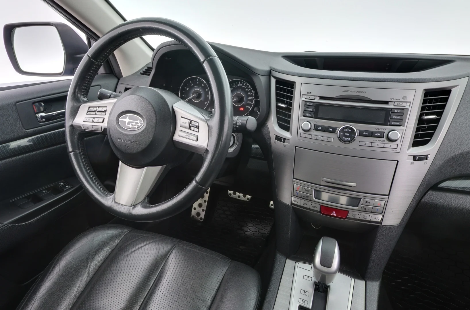 Car Image - 01bdMKwIBI1bysEnRmq2K8