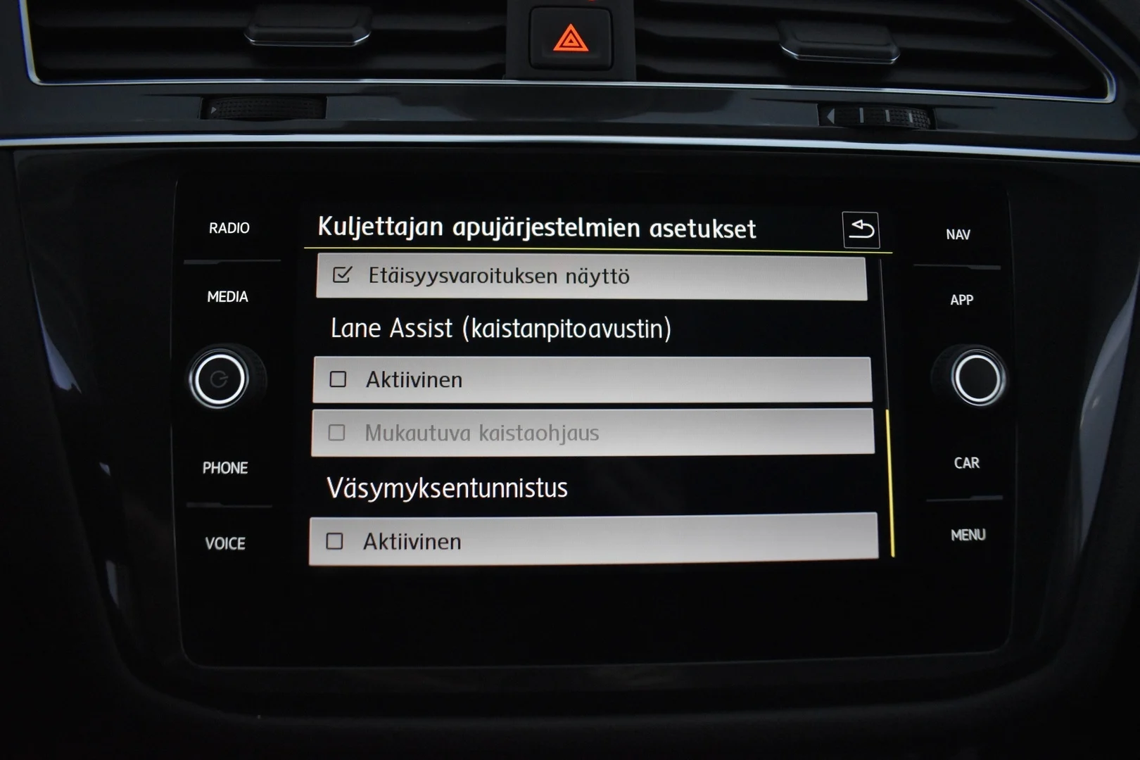 Car Image - 3jR8K6SW5rgGjlHZPwtBFL