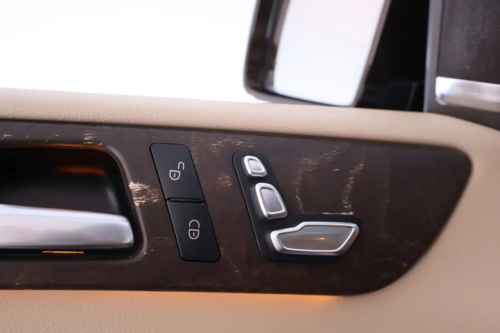 Car Image - 720qEPsioSXL3mrOdFWps9
