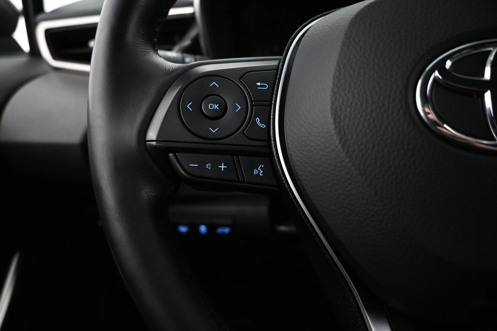 Car Image - 4M5d6tuZJi55xVuEGqFI1m