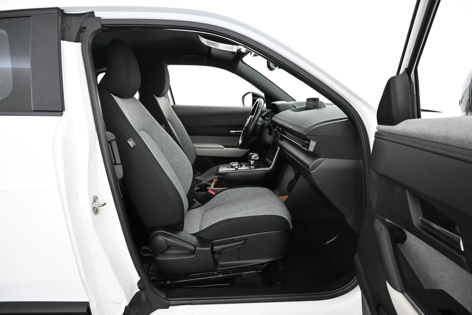 Car Image - 1RW75UdOe4BQ5CPnwyawFp