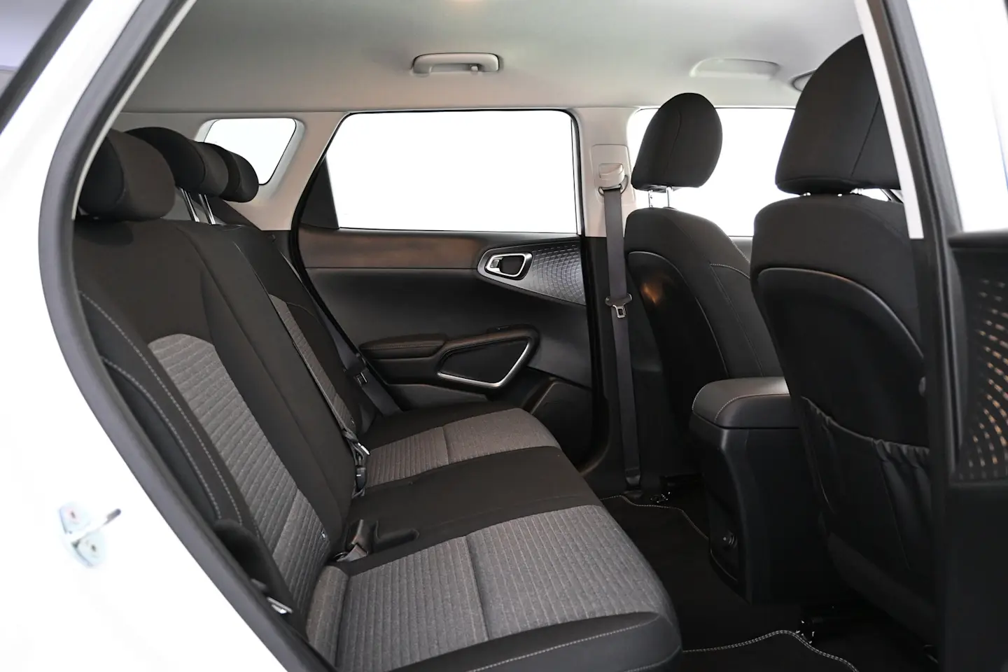 Car Image - 570s2uwDqmNOTNwKLMtrTm