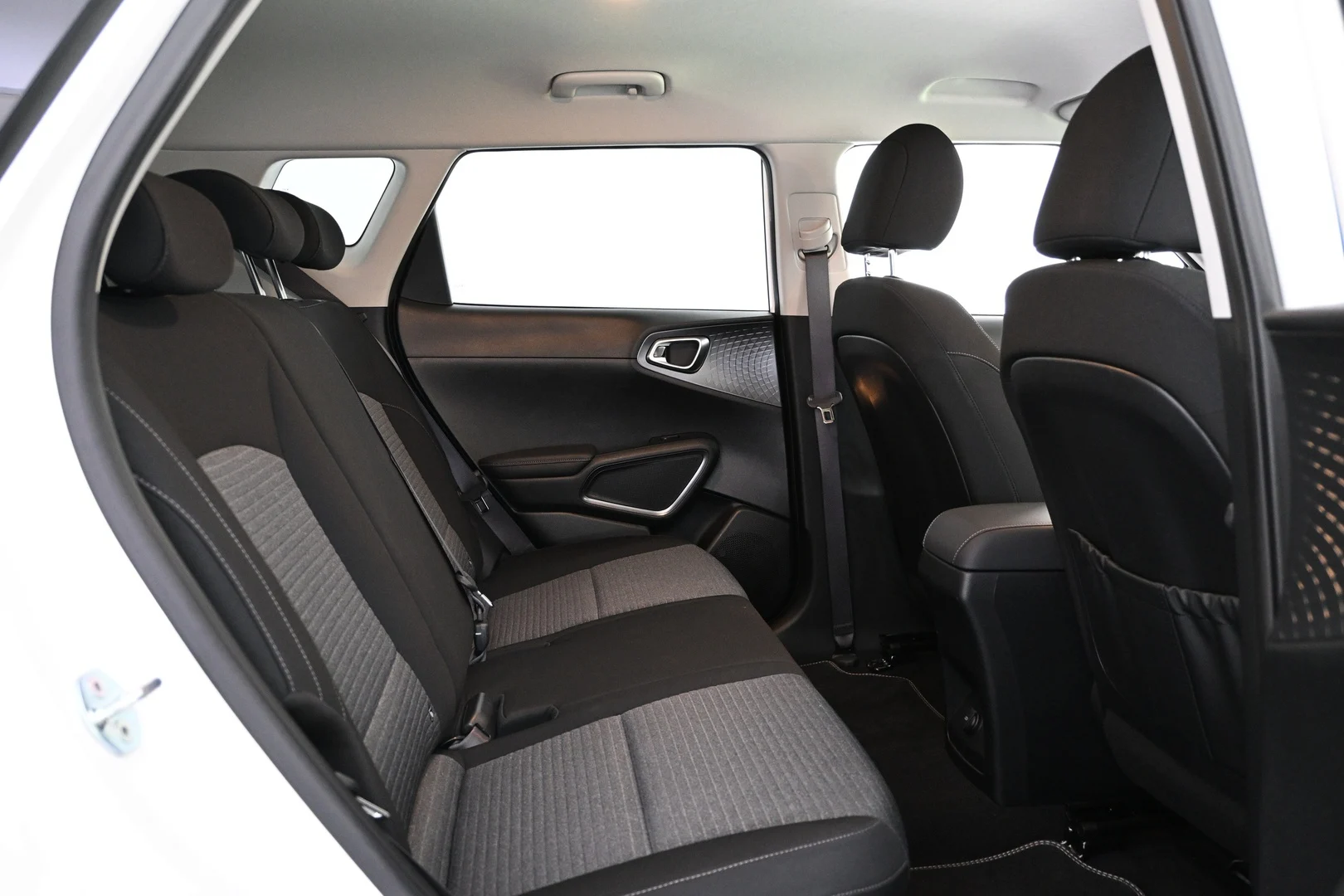 Car Image - 570s2uwDqmNOTNwKLMtrTm