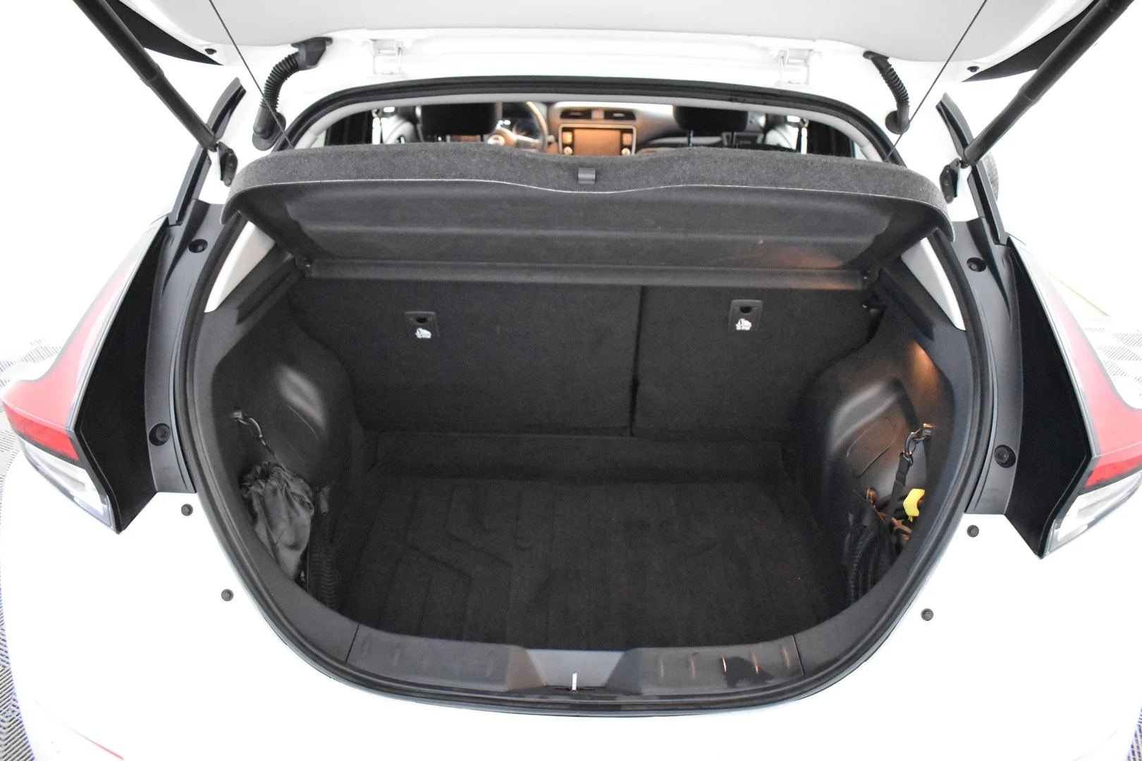 Car Image - 1kgn9SRCOofU1flNzcC7Jo
