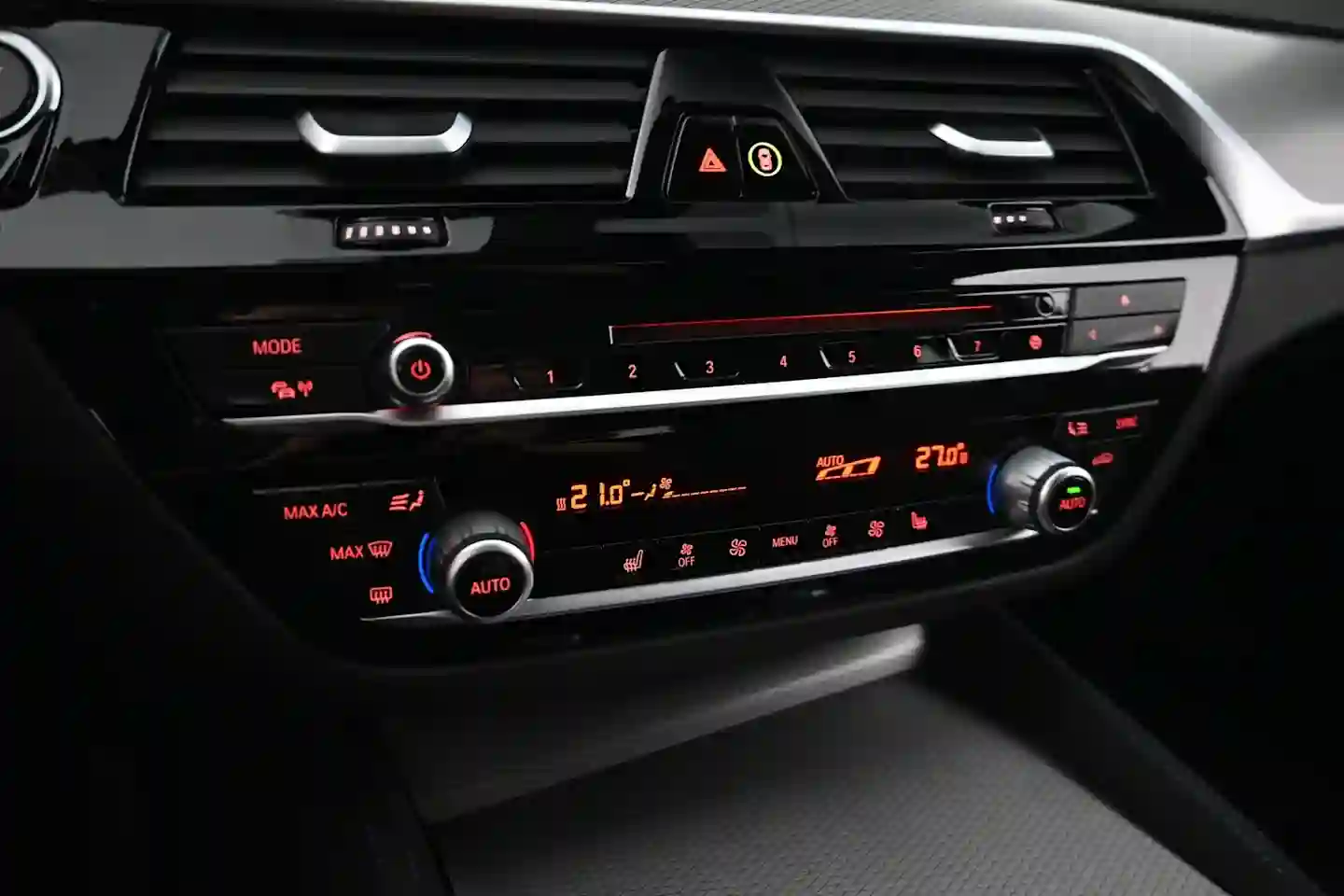 Car Image - Tcix0kp4bgBI20lxIXpJc