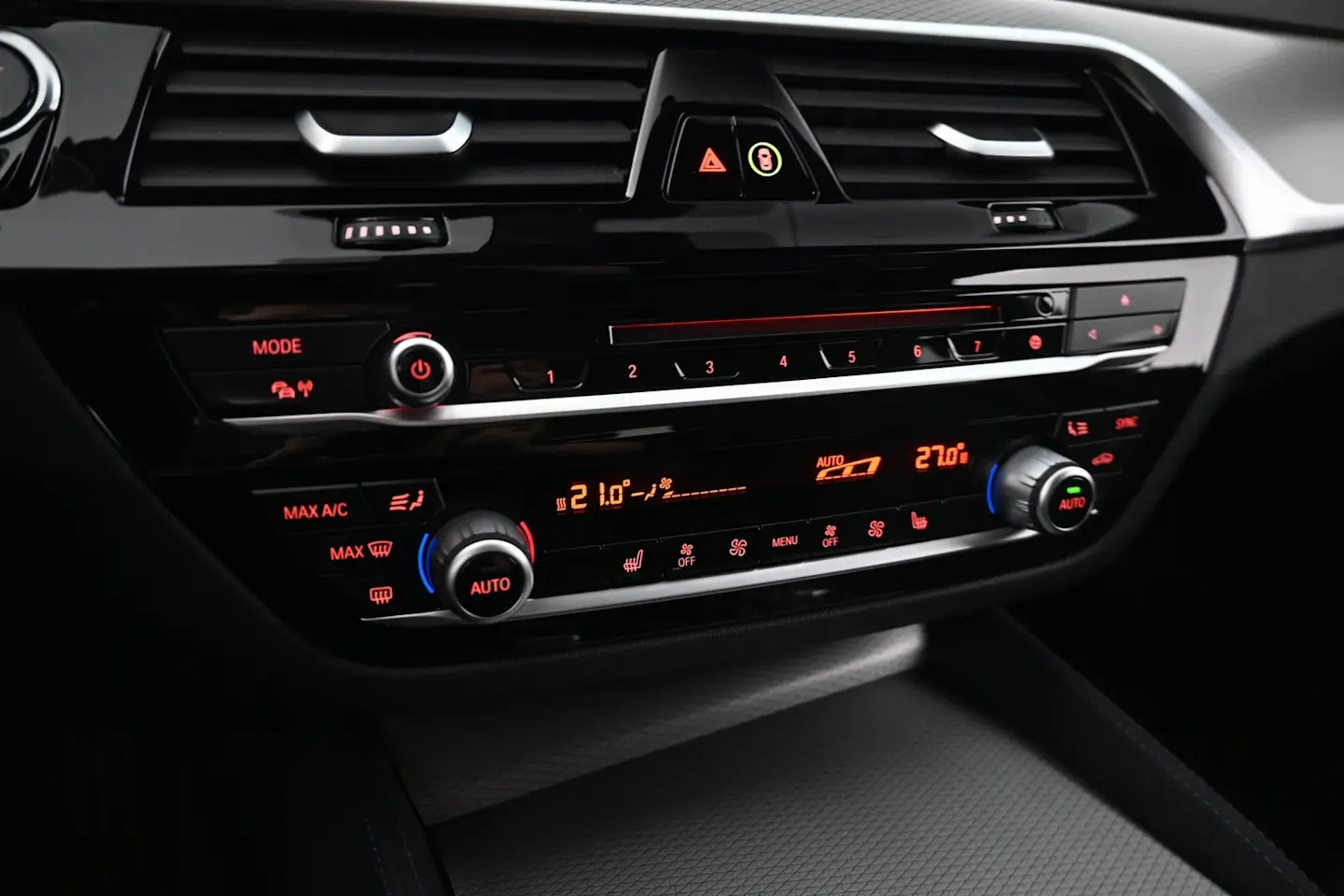 Car Image - Tcix0kp4bgBI20lxIXpJc