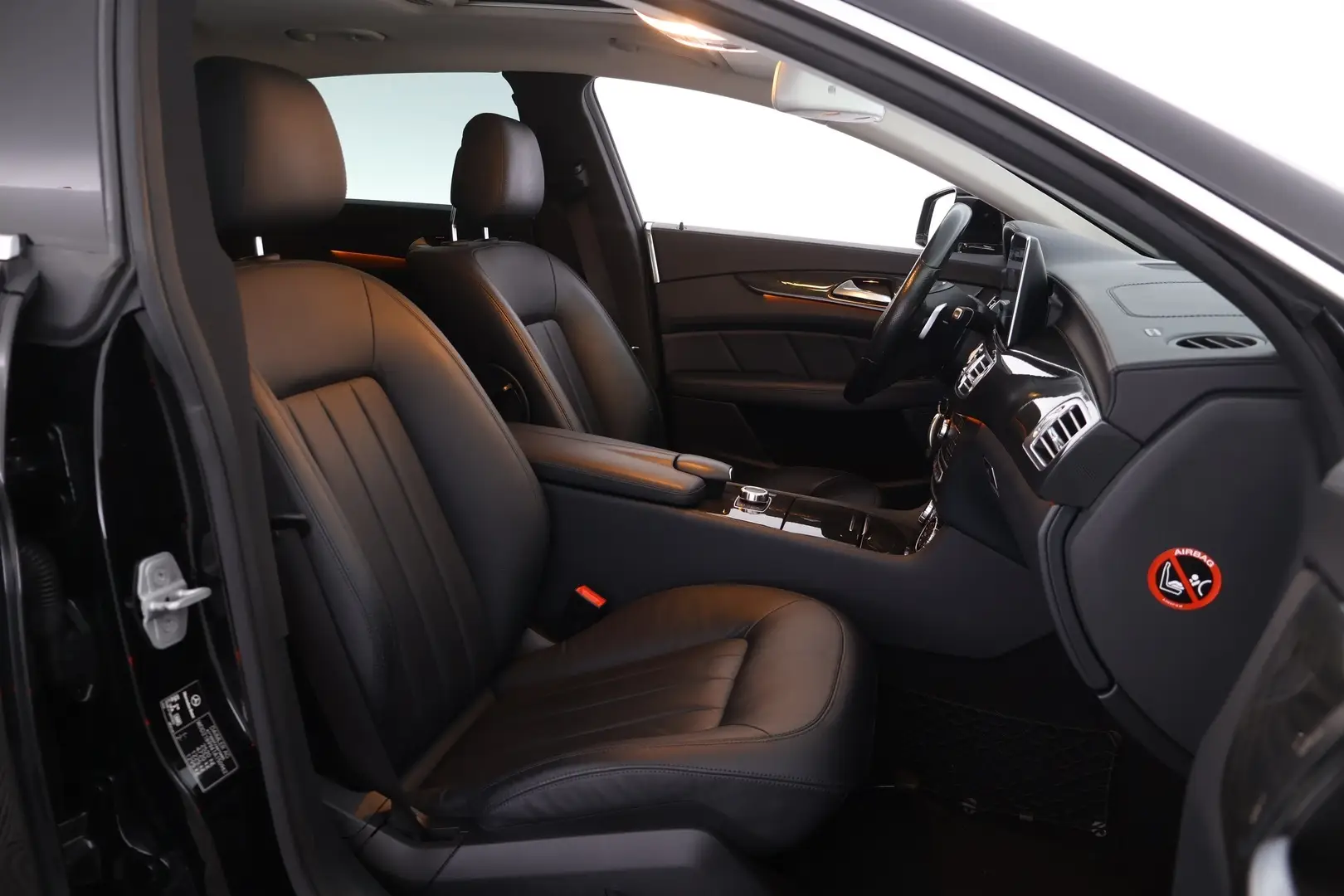 Car Image - V2MYIHOOAkNctLXNENt1L