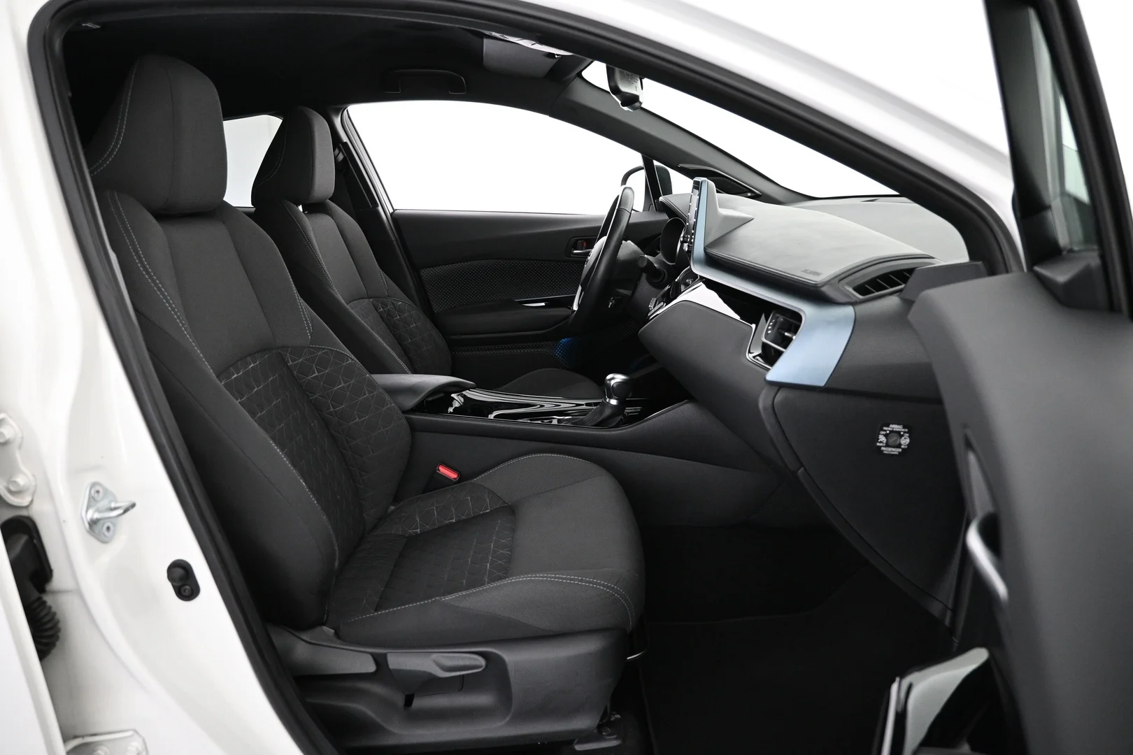 Car Image - 5mi2SYrt1E8dxJXNhV0iLN
