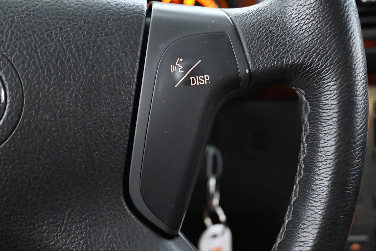Car Image - 4uJzEmBPRLifdO9qNO5eUN