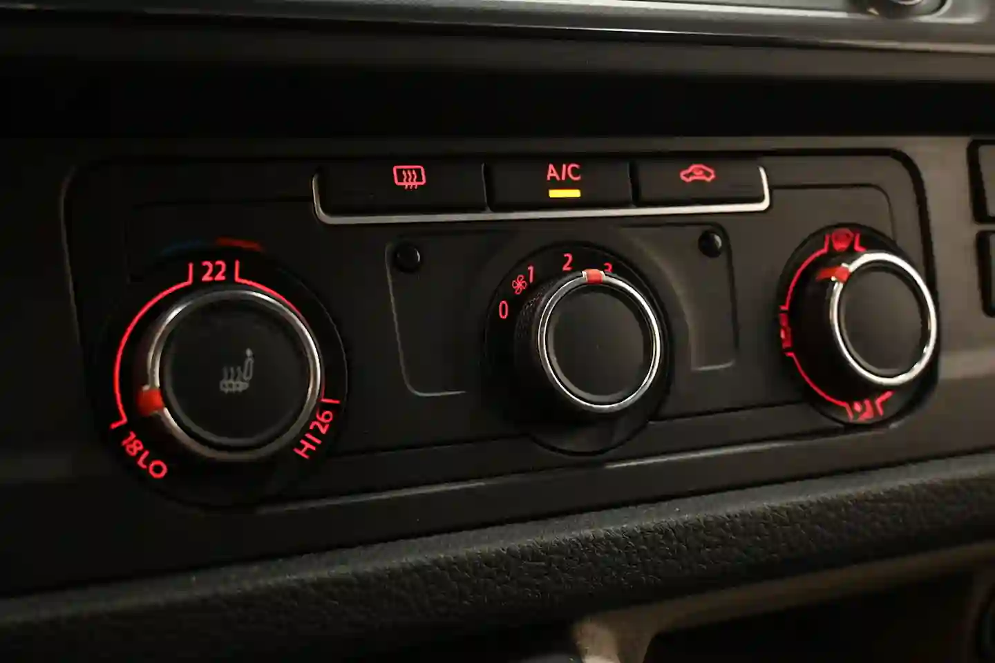Car Image - 1S4RYQOeQbn9VoY42DLLKV