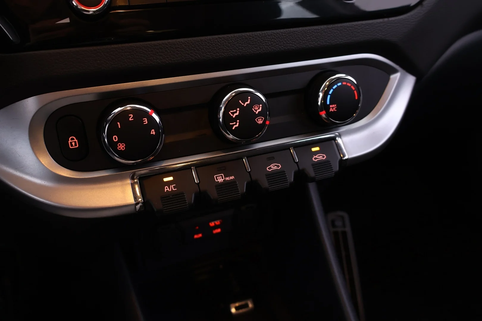 Car Image - 20EQLr3wJFuEdHnRezTPSs