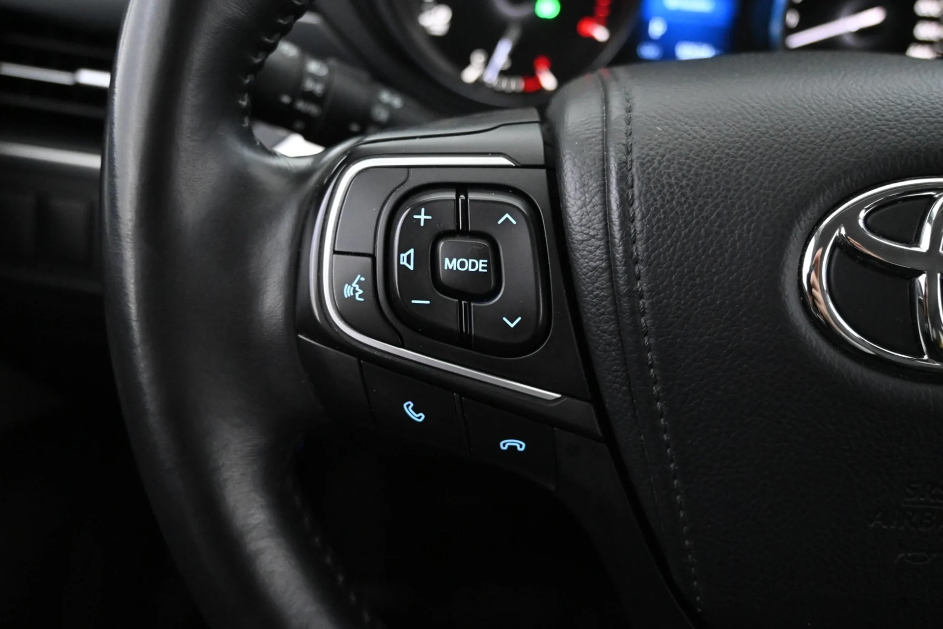 Car Image - 1rOoutd0ppliUNlST1vjis