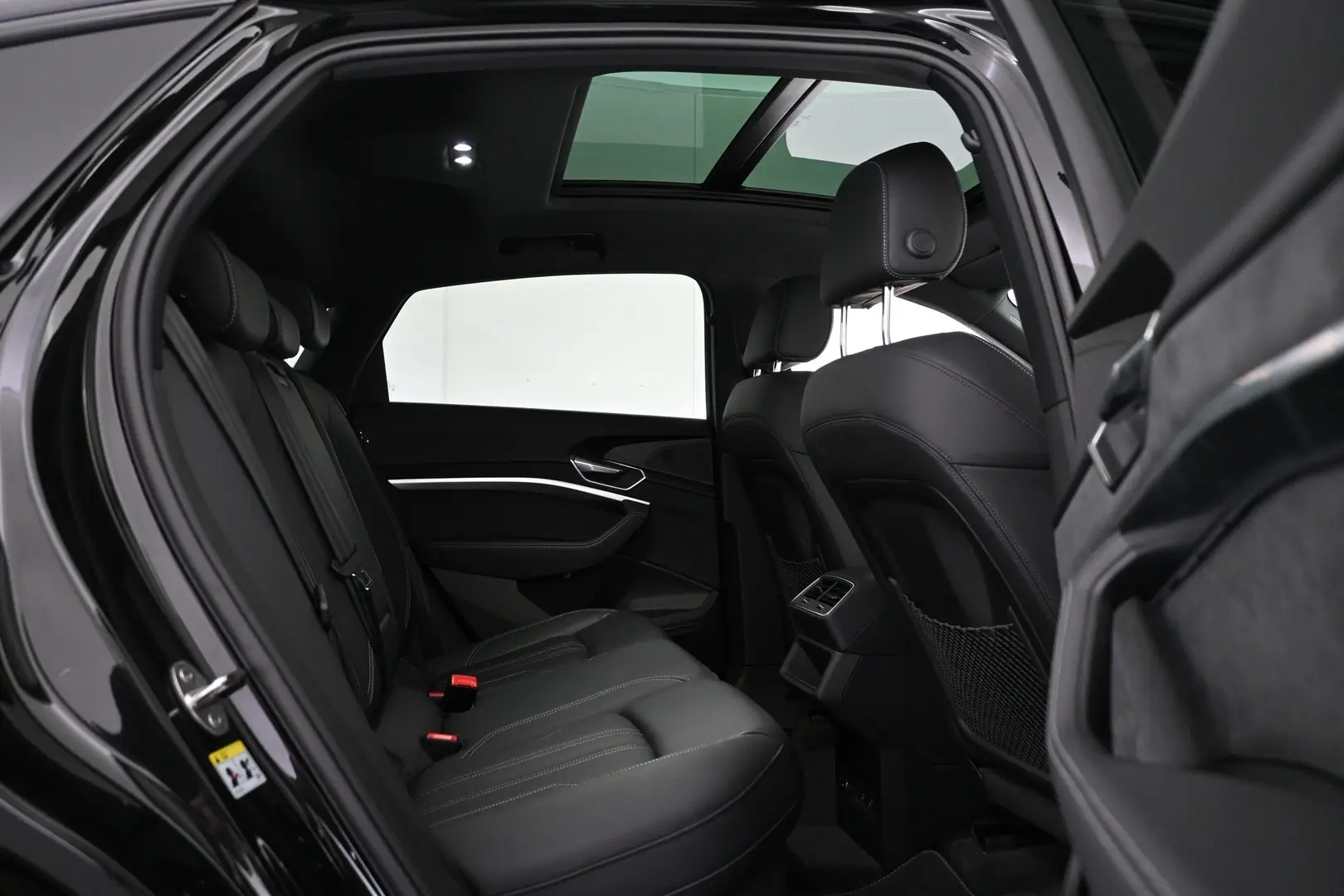 Car Image - 3riC4g8fRZ3QSuaNiKjeNV
