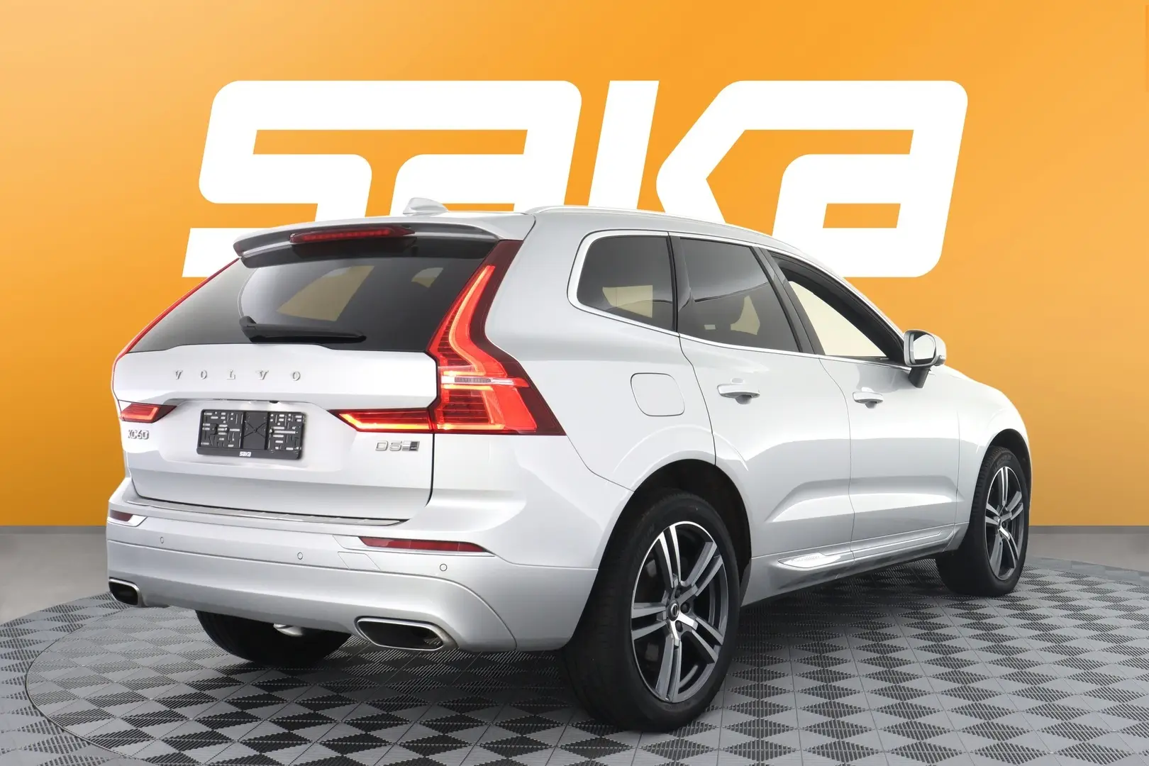 Car Image - 7HCehXneahAUgPckT9vo1E