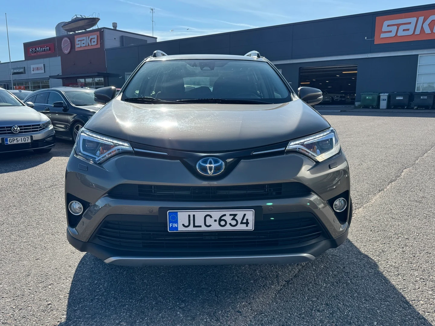 Car Image - RyOYXlLZwPC0aTGEDP7xU
