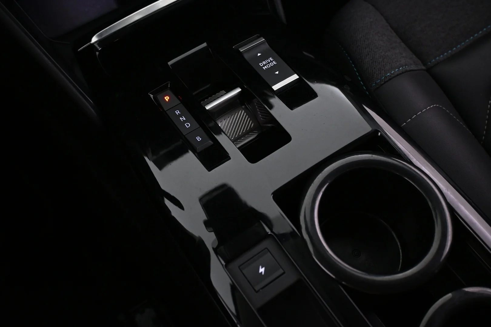 Car Image - 1bqSawqj3p19CsfLyY7ghG