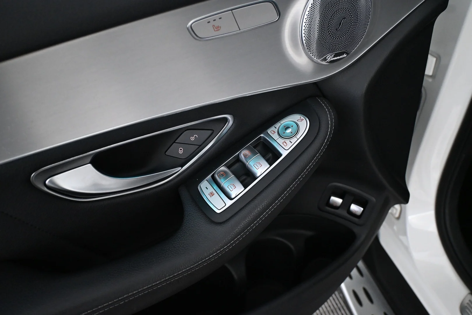 Car Image - 39Z8ZtnrqvCVq9gkvZz69k