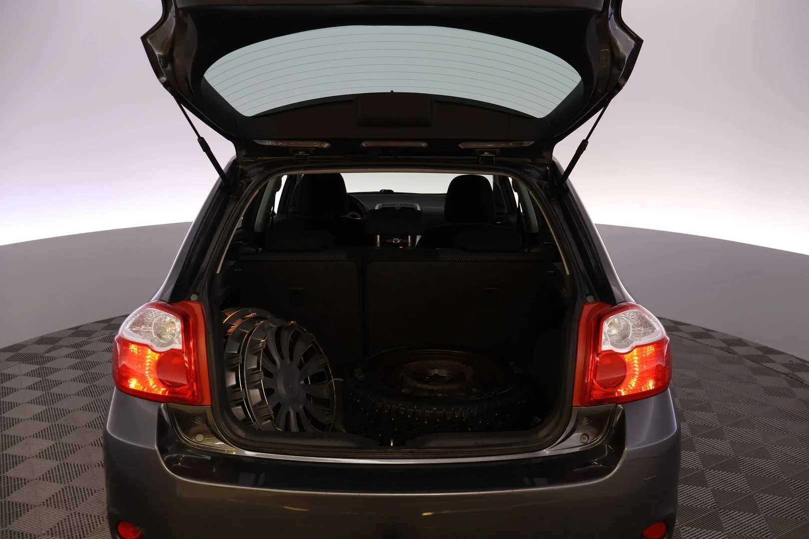 Car Image - 4ezxPHBXafNlVEF2A2bAe6