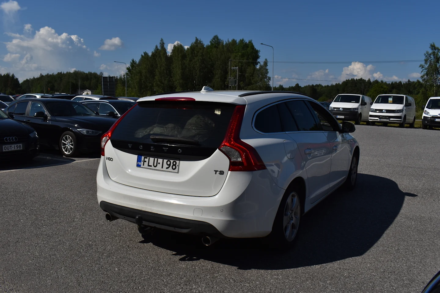 Car Image - 3VAOoOJK4pe8Td3CjpiIek