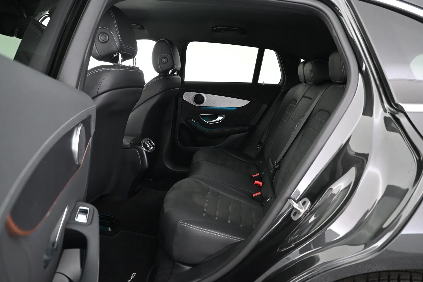 Car Image - 5bRfxjfElY78DNKpPScIrM