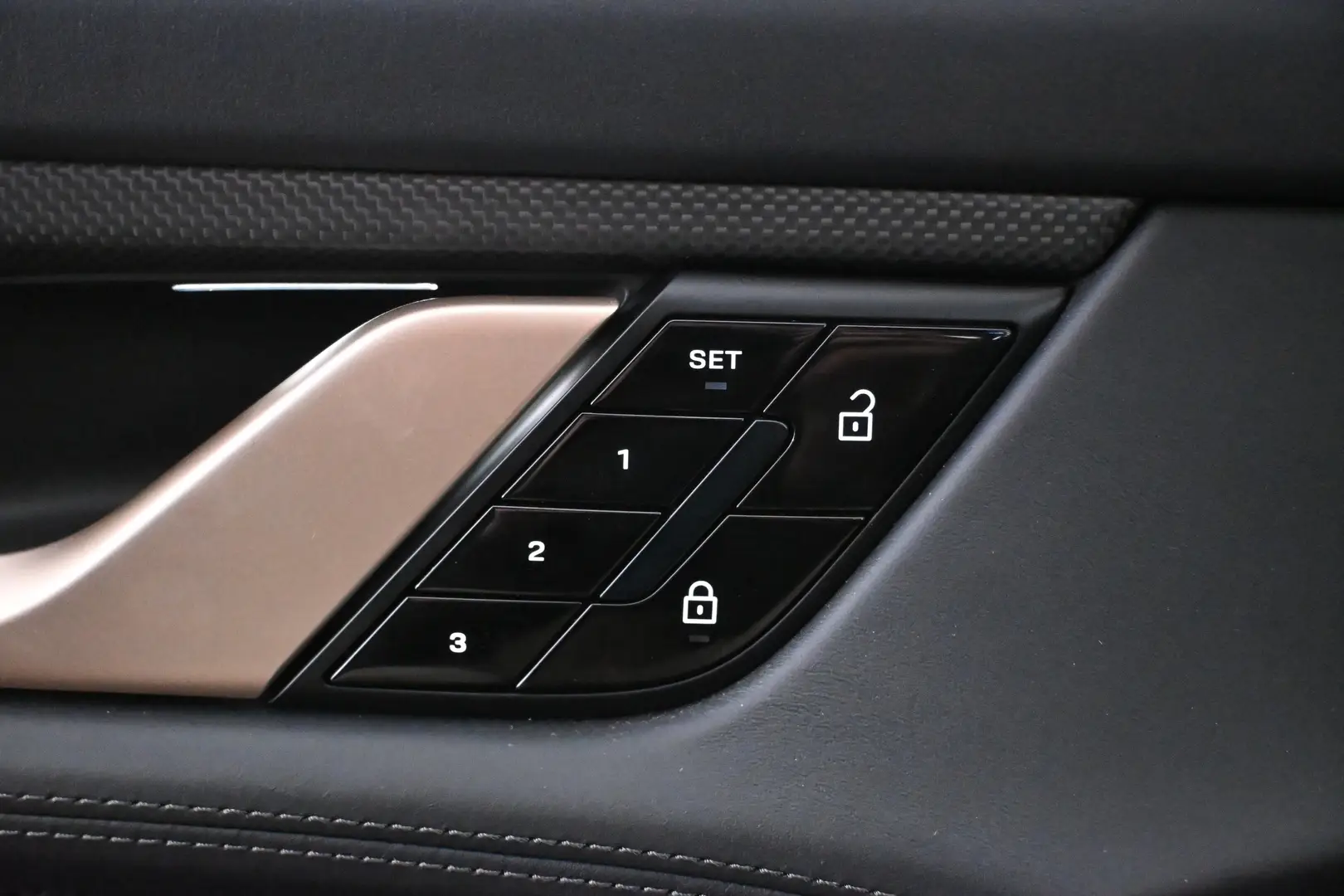 Car Image - 56LxVXfXumyknUjqB9NrIc