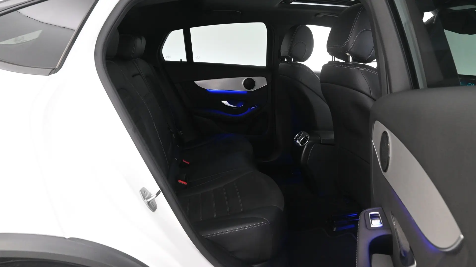 Car Image - 7hJKispz1JWmzM5OSZVHaC