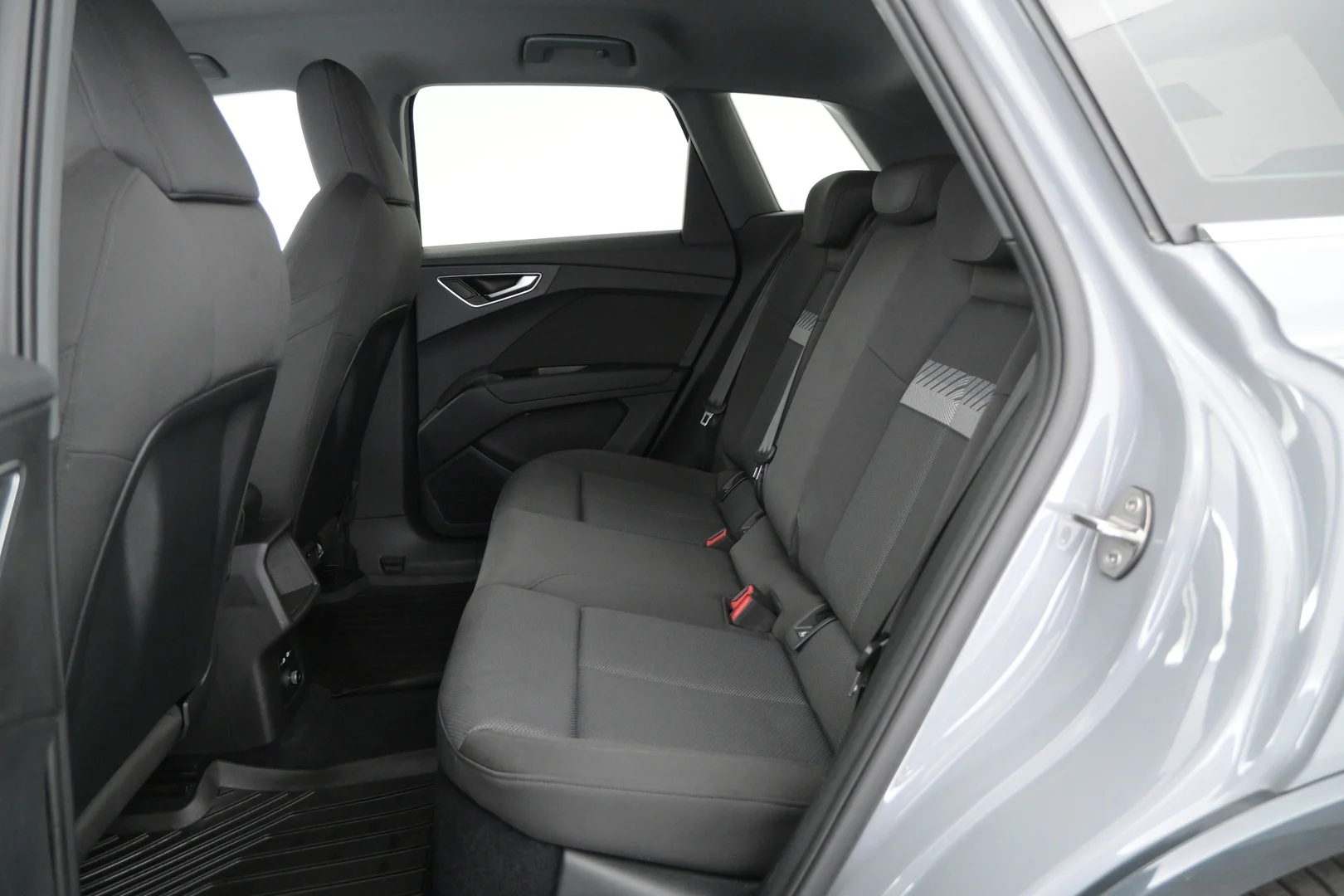 Car Image - 5OPfkUAeSJnpG5qcFNoyOm