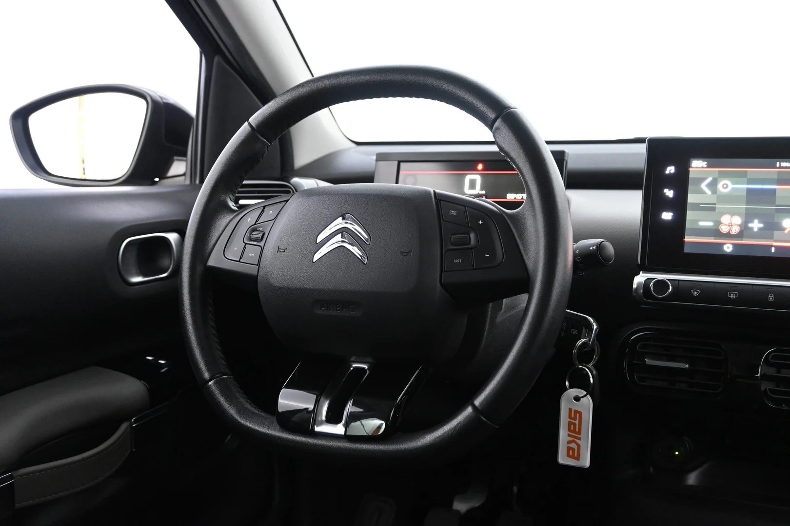Car Image - 4yQmHNicSnajcJHdQ1P5mT