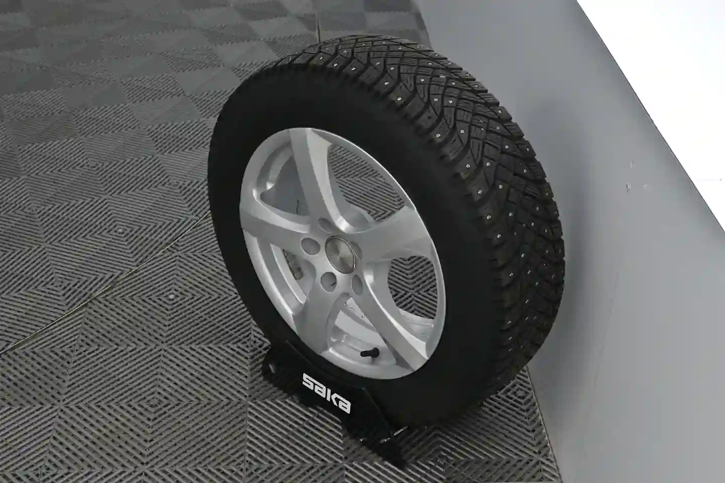 Car Image - 2FczeDDtWsb0OPE6DSYiQD
