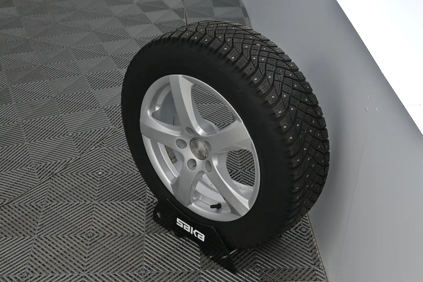 Car Image - 2FczeDDtWsb0OPE6DSYiQD