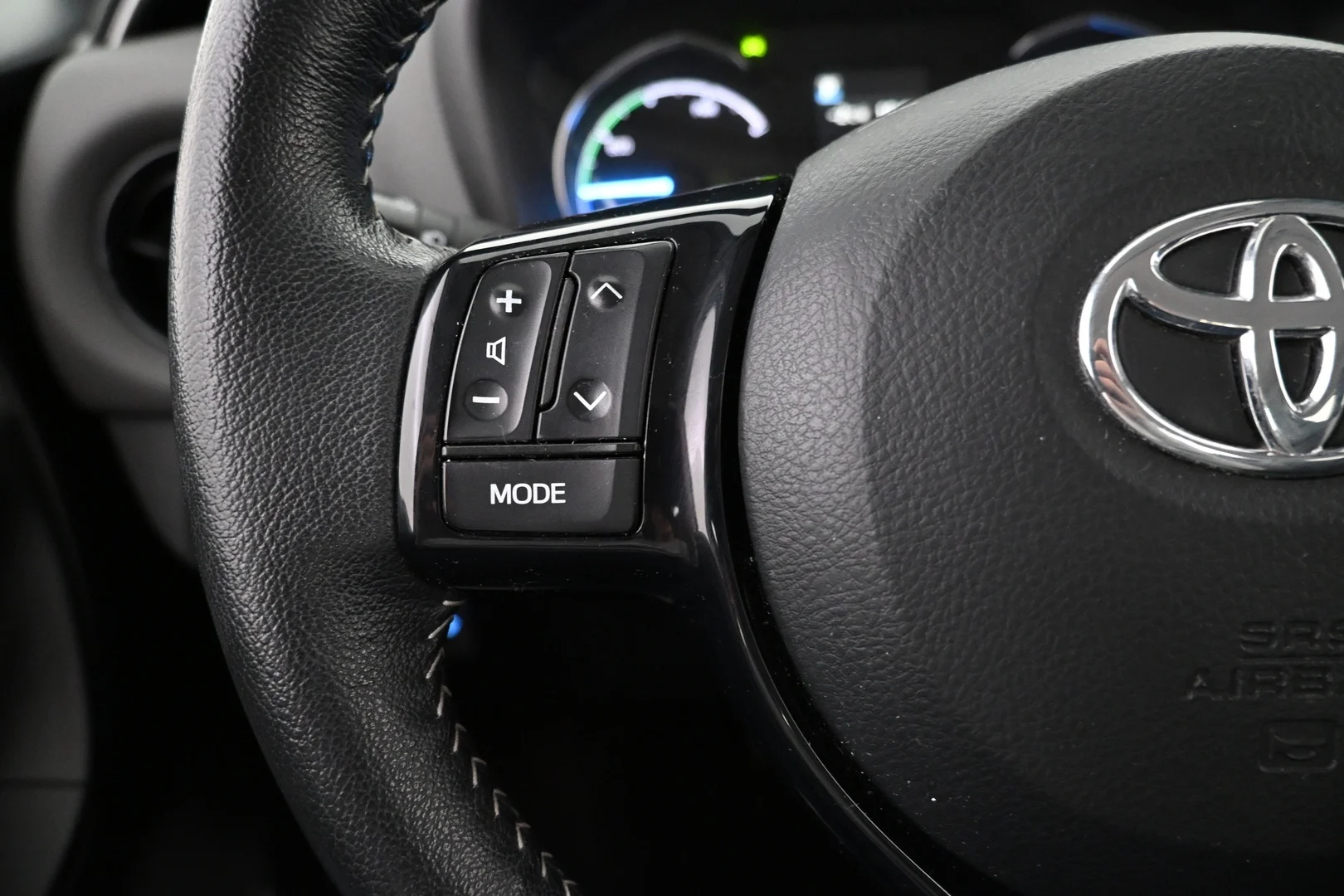 Car Image - 5UKydLYdKFSjRobjT9AKn1