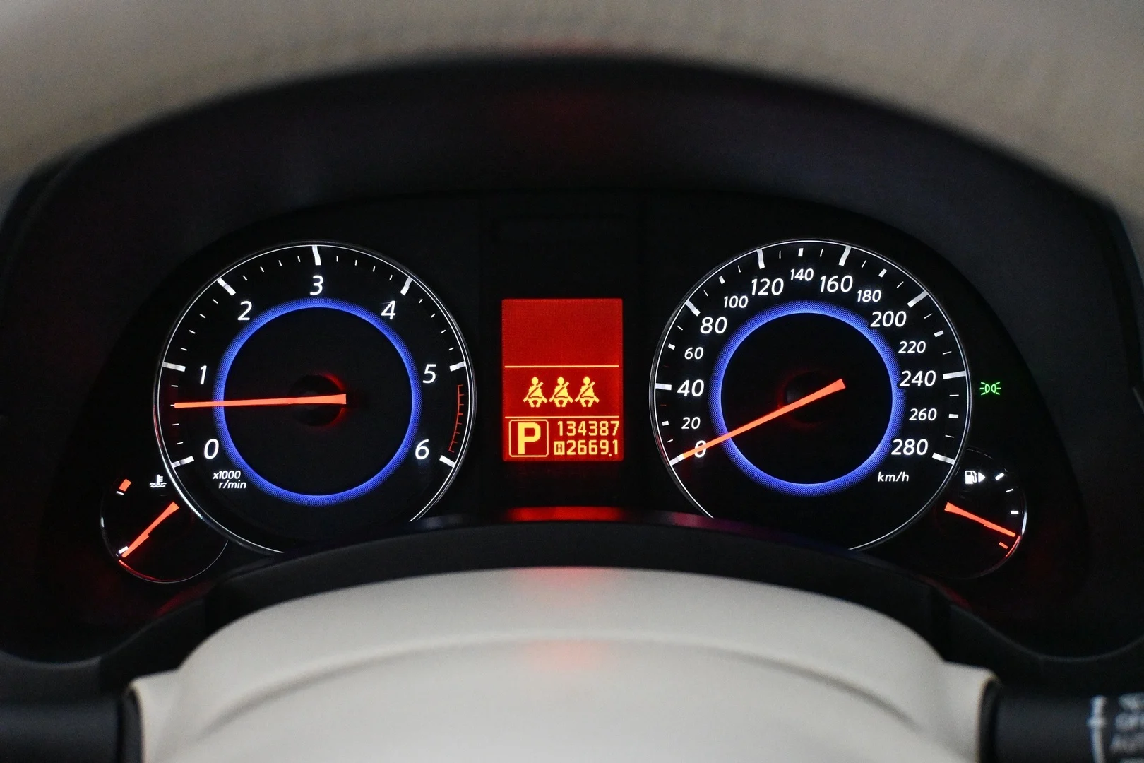 Car Image - 2o9FnhZvkXn25YLTKzQGaX