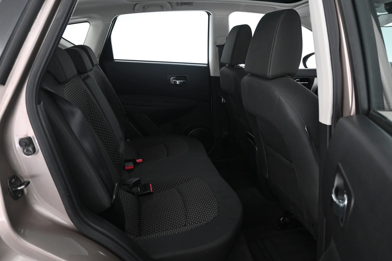 Car Image - vKd0Nly3FdLjUJVcRrNOo