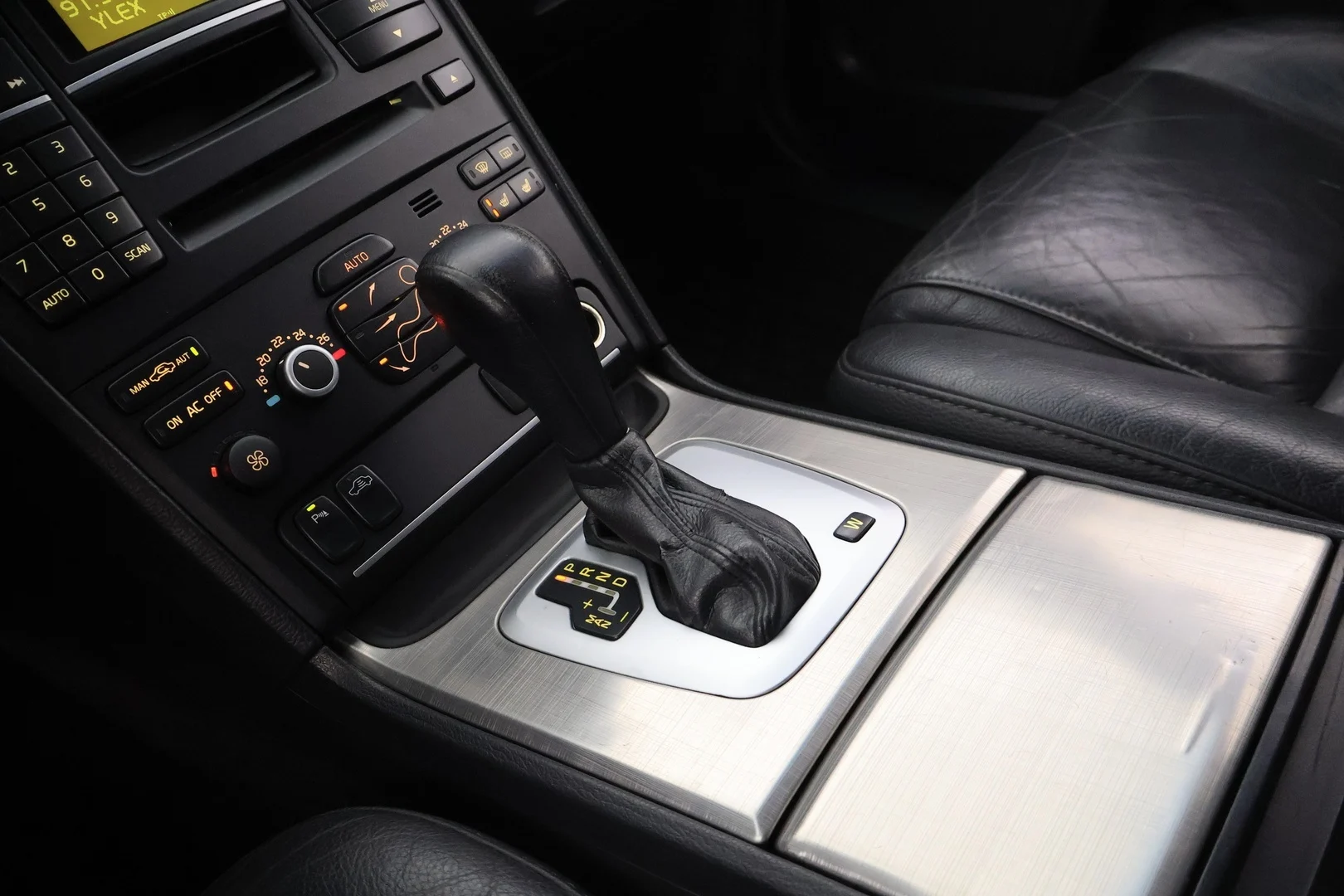 Car Image - 19VVDdLtB1f8VhdDvhHzsz