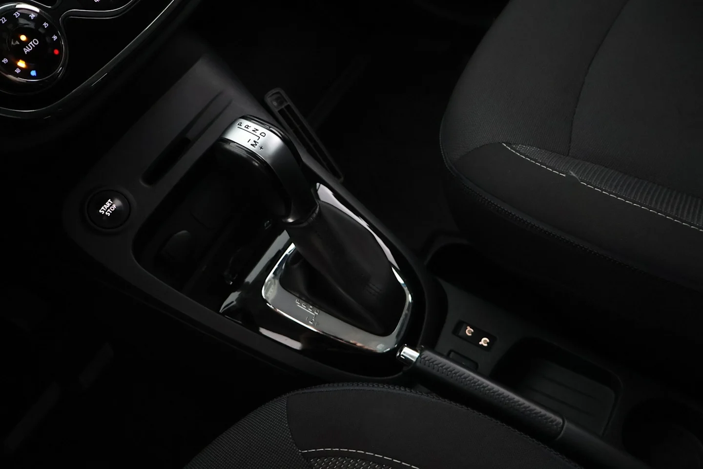 Car Image - 1vskVX4mOLvuYUTHyLaGrK