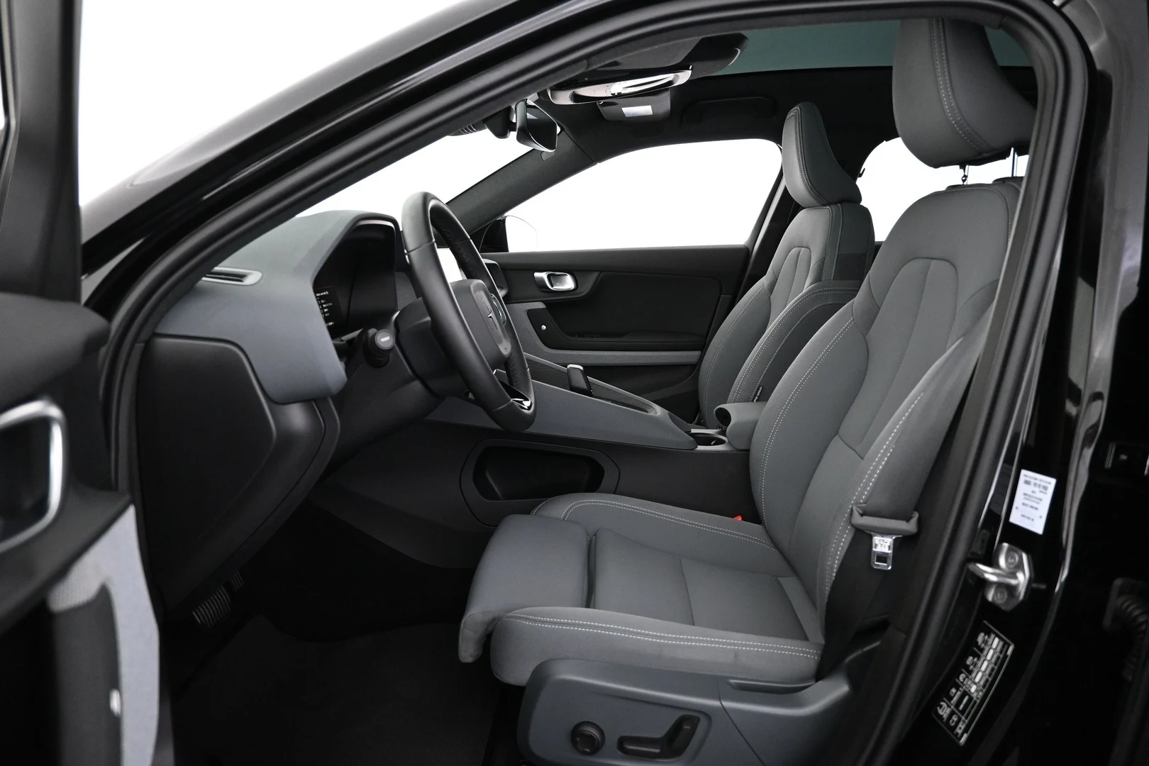 Car Image - 3VicwlOE23irC8mPbkn5H5