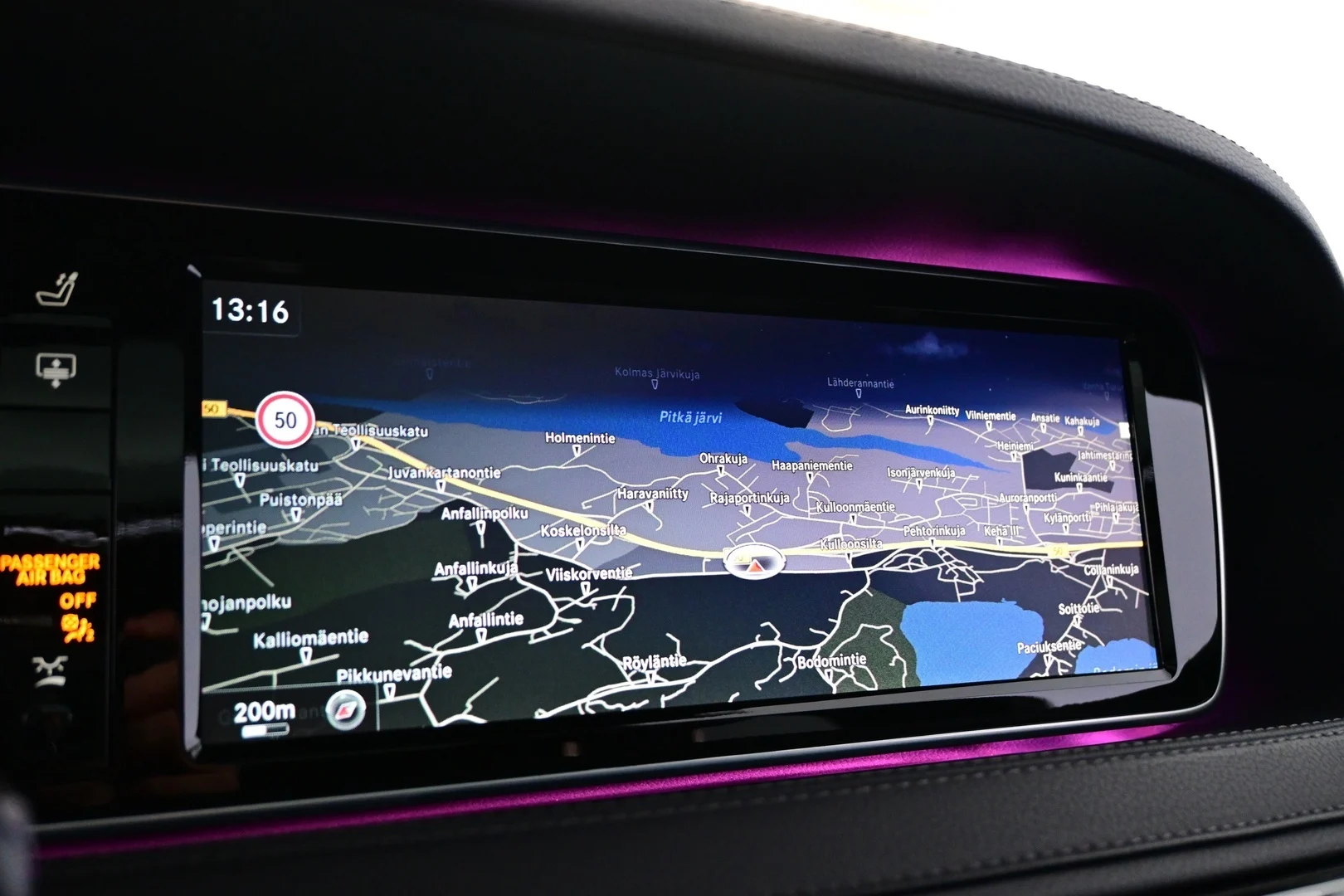 Car Image - 4c4jE64fY05p7G6Xi4DfGB