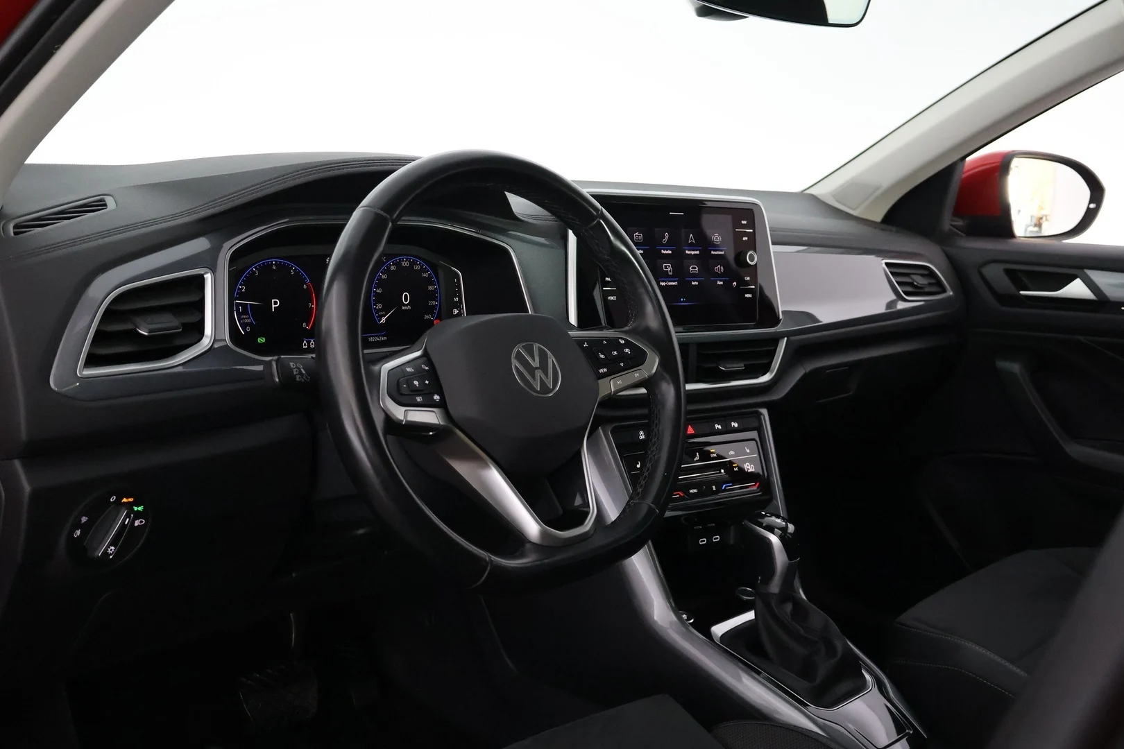 Car Image - 5XjHfscISFPuwWGC3MluAo