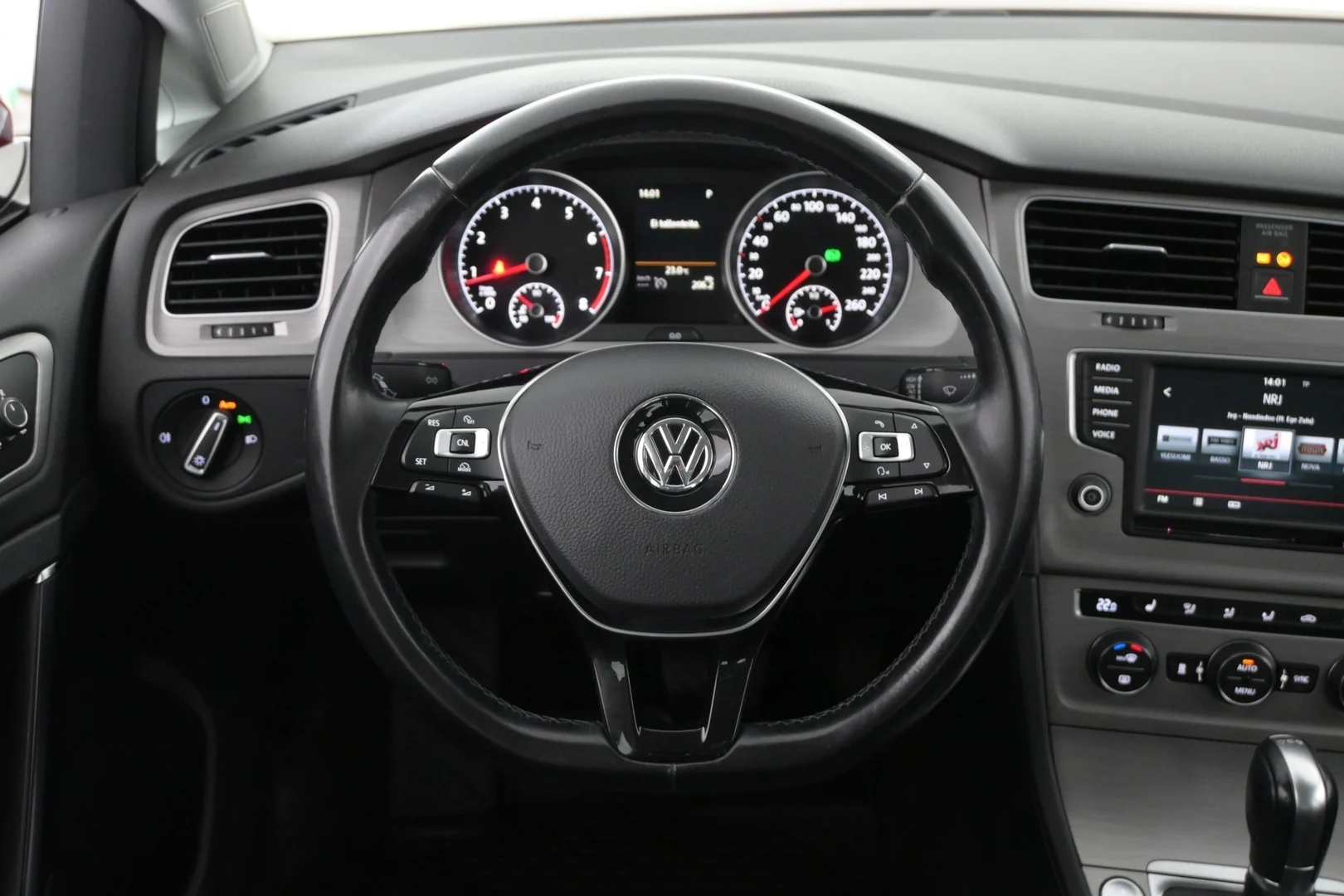 Car Image - 2W6ku3KvjtGRRoHnTDhS20