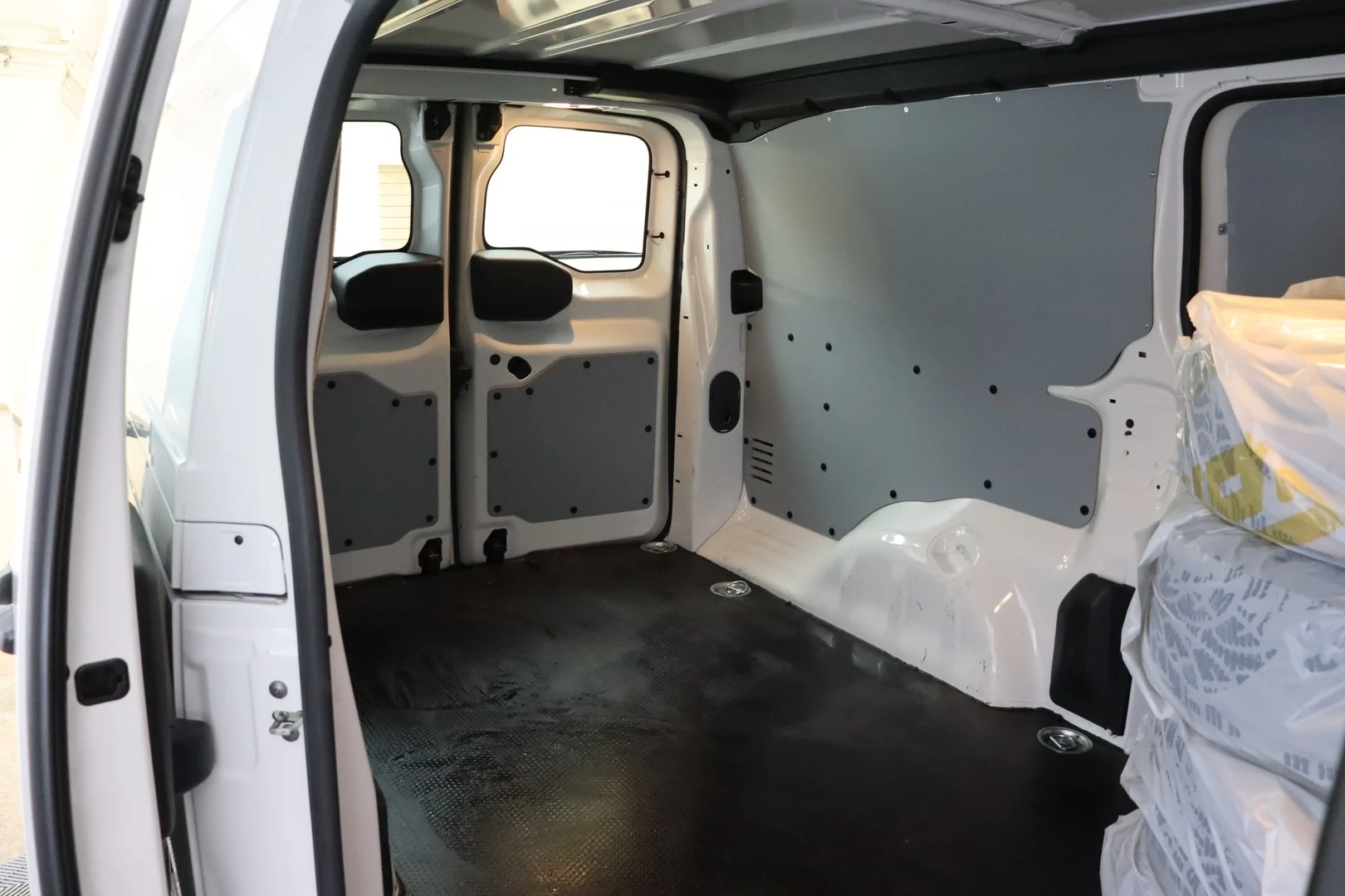 Car Image - 50uVZ5VgB2gHNss1X2Wfna