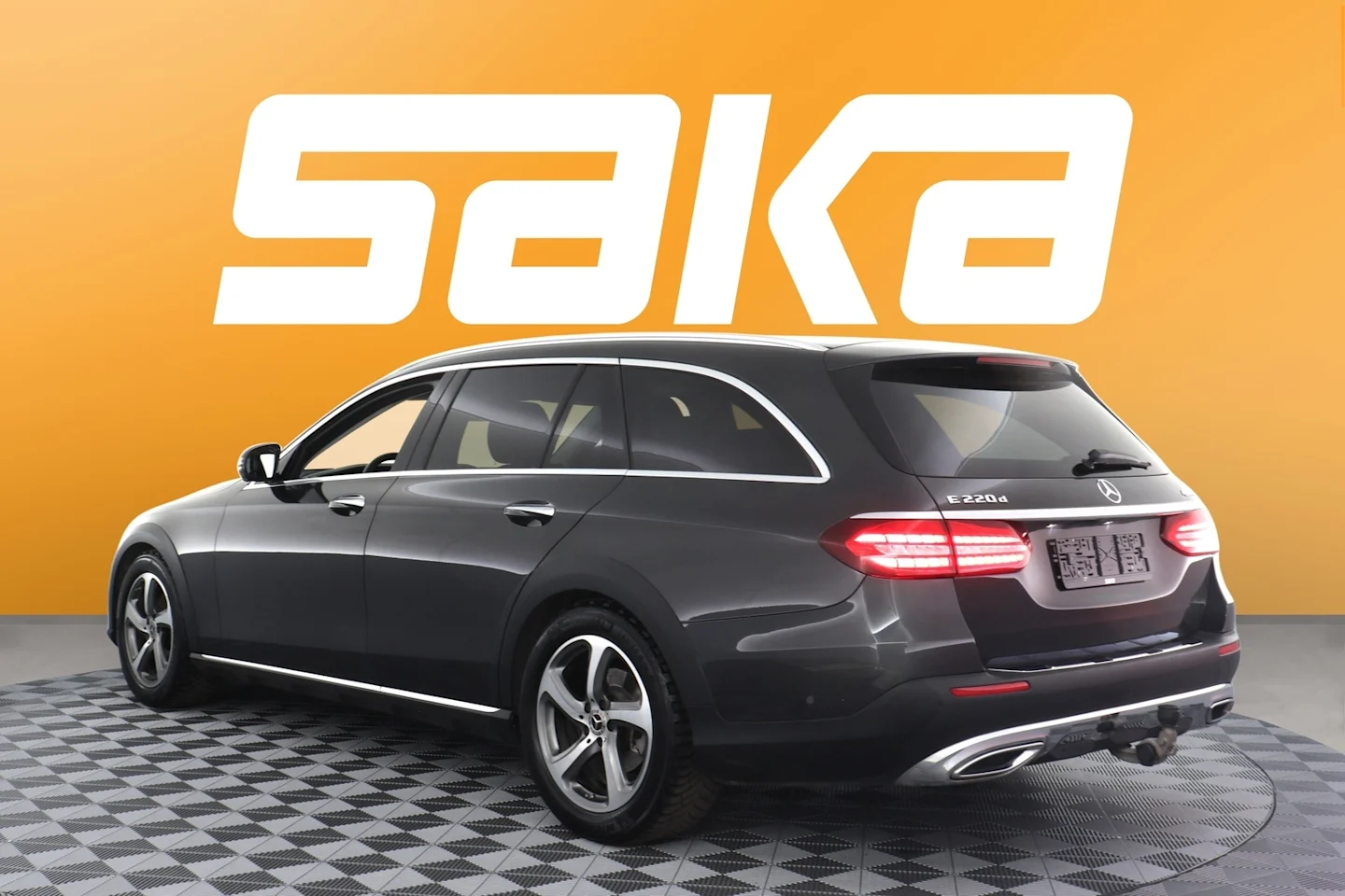 Car Image - 34ACcrxEXMosUaKGa1eOpg