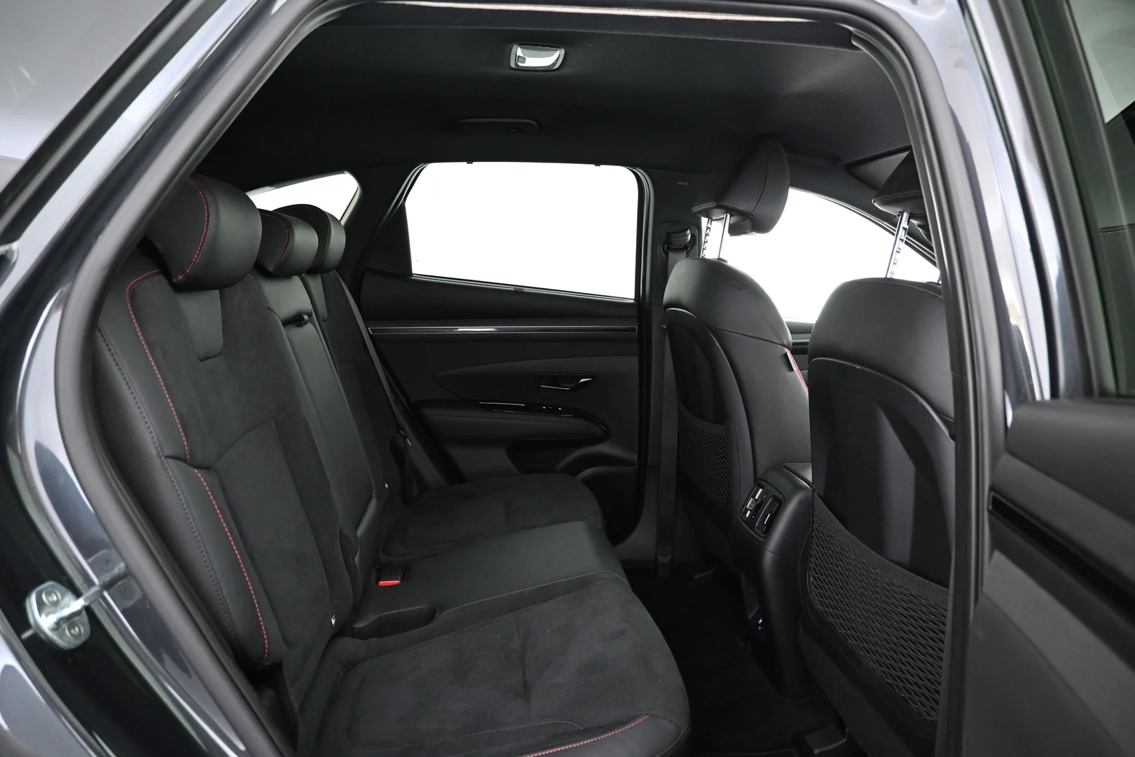 Car Image - 6QaTZC8bozAstjRYi1C4rI