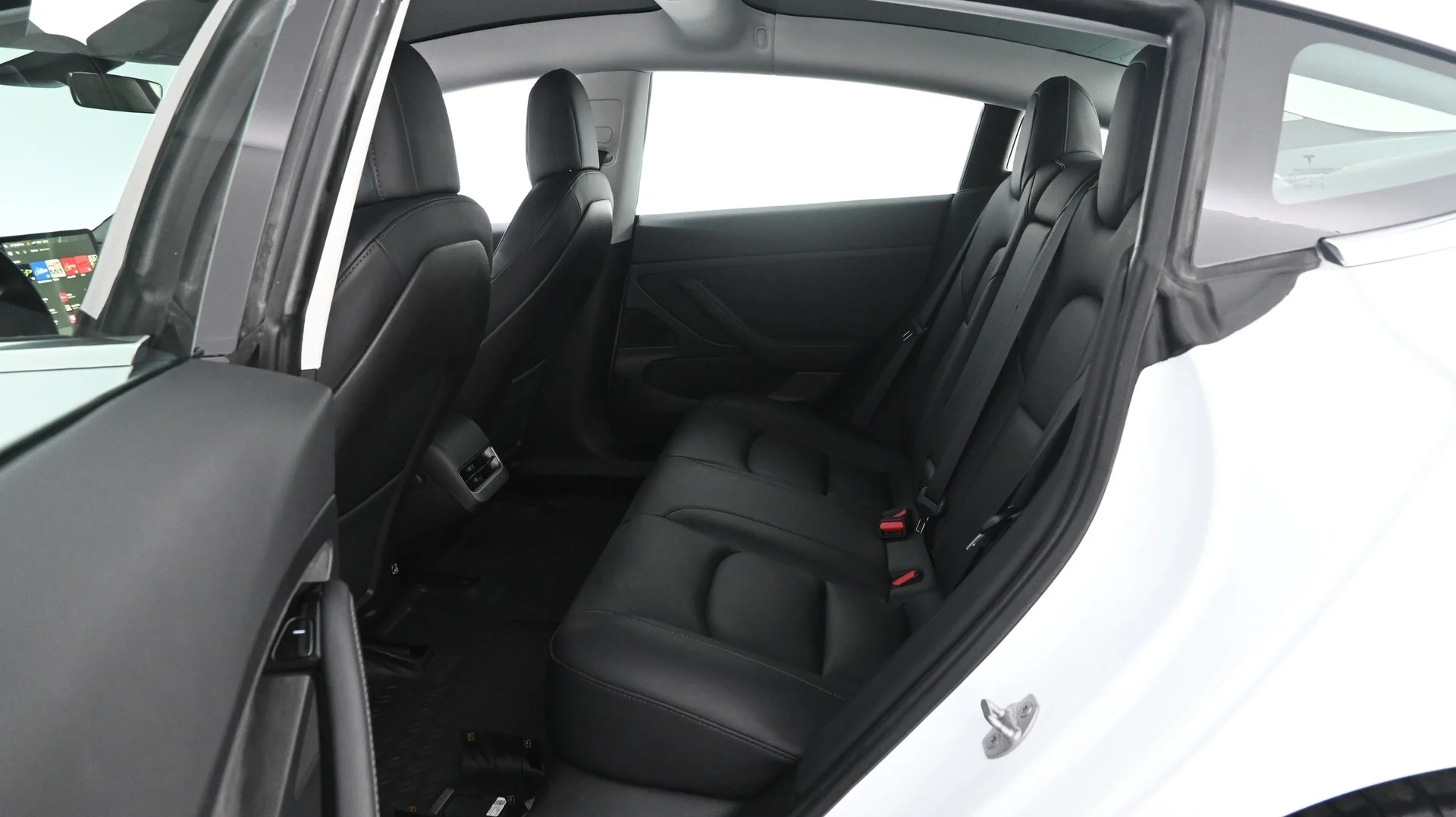 Car Image - 7giJqZwB7gtakbzLzgnwRz