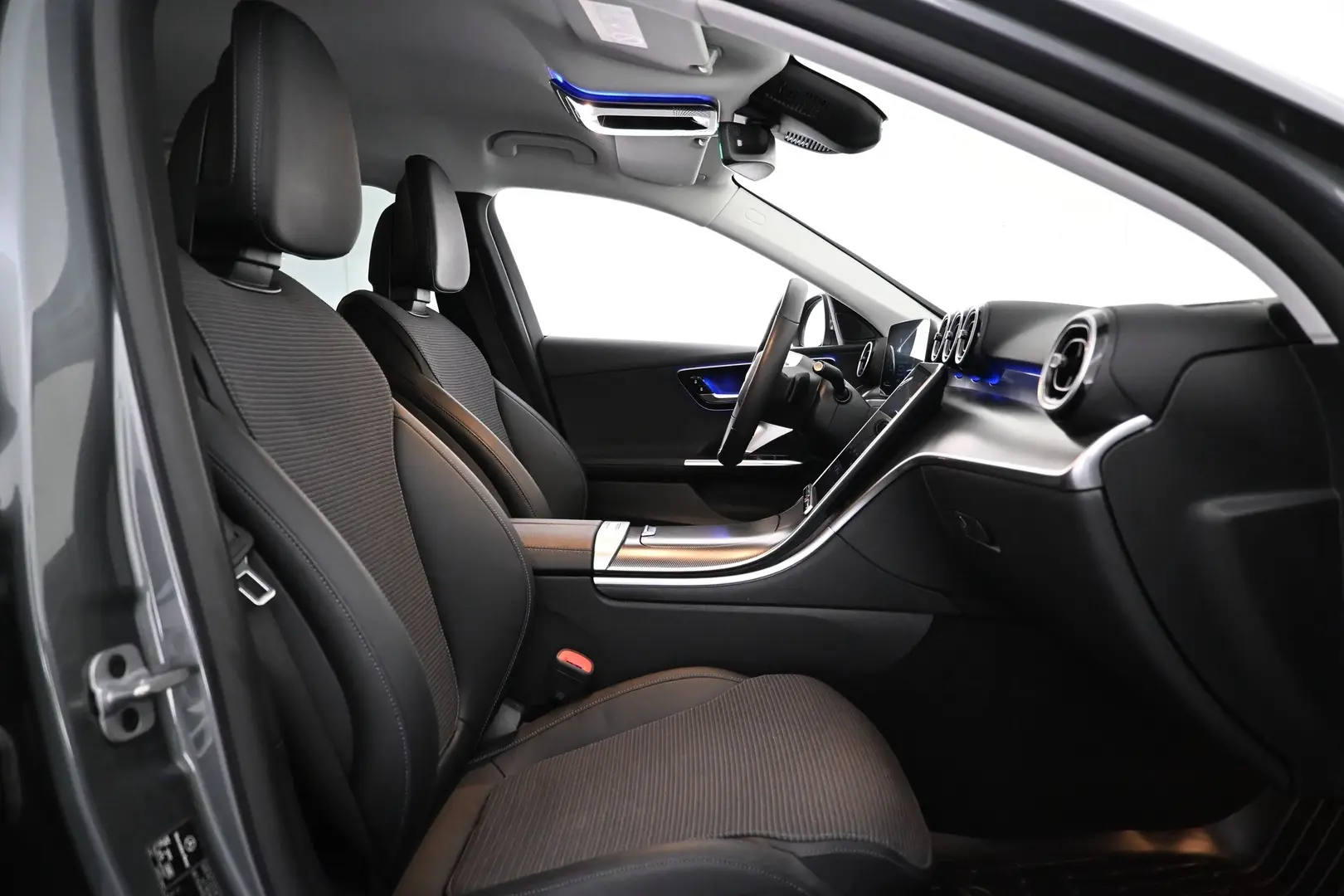 Car Image - lnITjvveWZoDjlshEWMZi