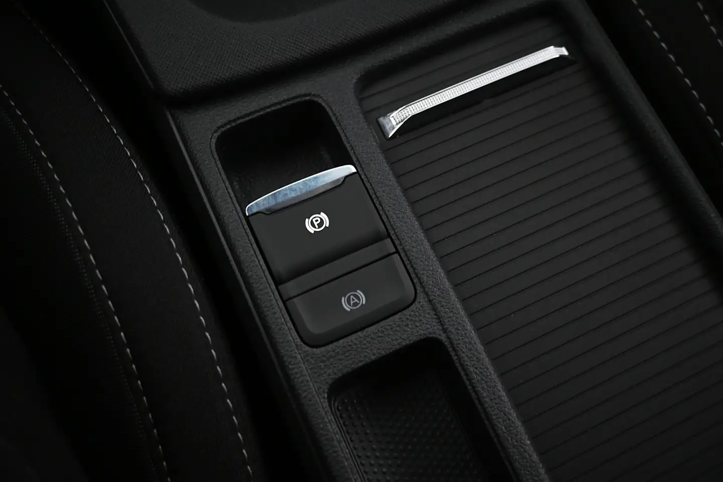 Car Image - 7xtCRWYQx6p1ZO3khQ2vrO